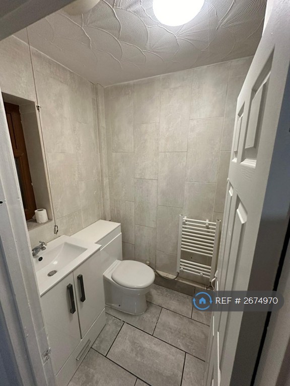 3 bedroom house in Hillrise, Abersychan, Pontypool, NP4 (3 bed) (#2674970)