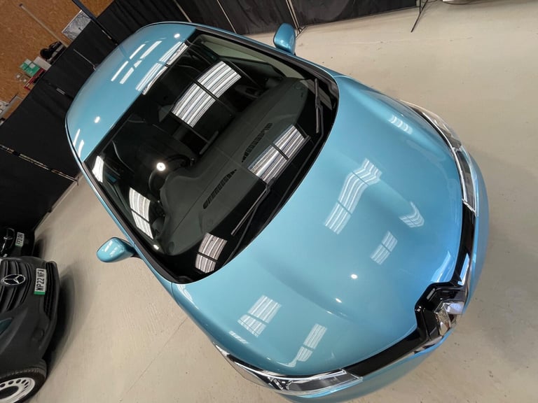 2020 Renault Zoe R135 52kWh Iconic Auto 5dr (i, Rapid Charge) HATCHBACK Electric Automatic