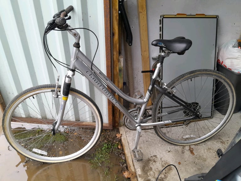 Ladies in Redhill Surrey Bikes Bicycles Cycles for Sale