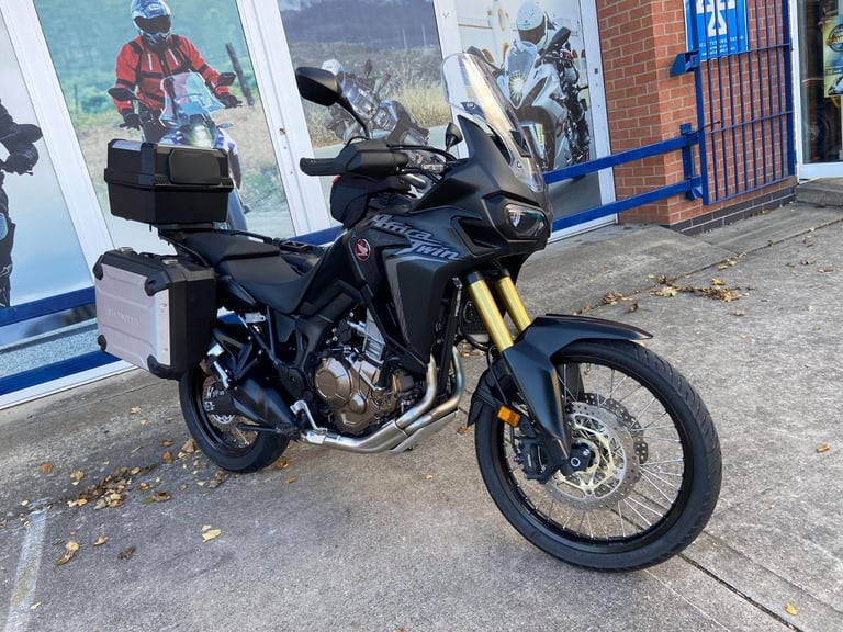 HONDA CRF 1000 AFRICA TWIN, FULL LUGGAGE, F.S.H, EXCELLENT CONDITION, 1 OWNER!