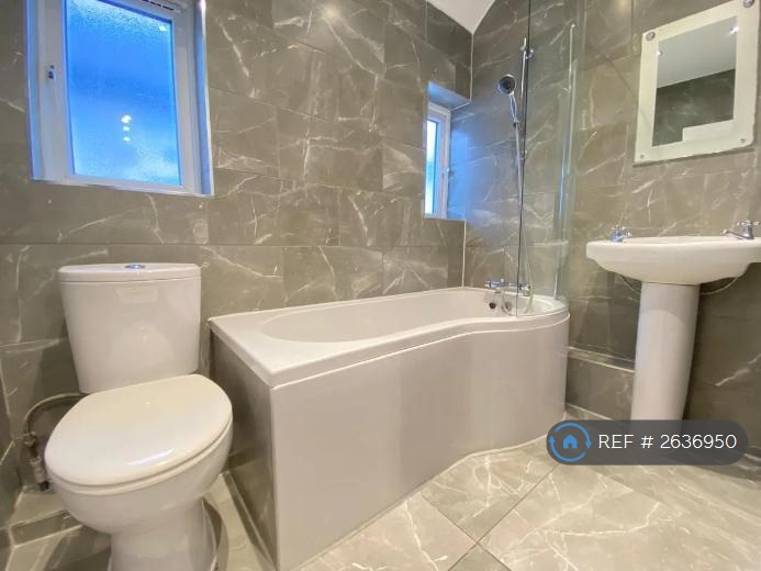 5 bedroom house in Beechcroft Gardens, Wembley, HA9 (5 bed) (#2636950)