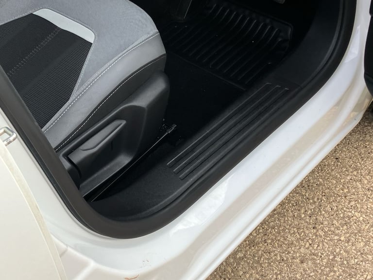 2022 Vauxhall Mokka 1.2 Turbo Elite Edition 5dr Auto SUV PETROL Automatic