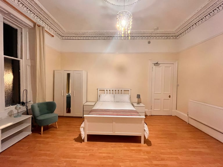 Byres Road room for rent