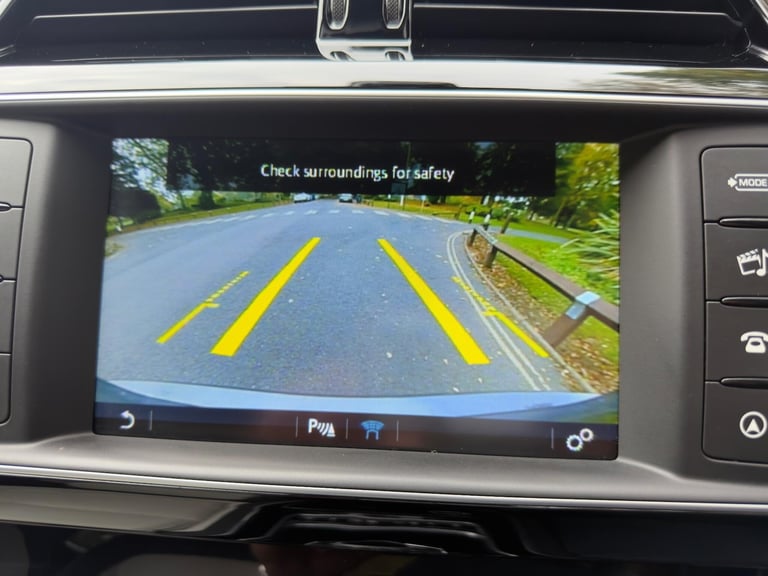 2016 Jaguar XE 2.0d R-Sport Auto Euro 6 (s/s) 4dr SALOON Diesel Automatic