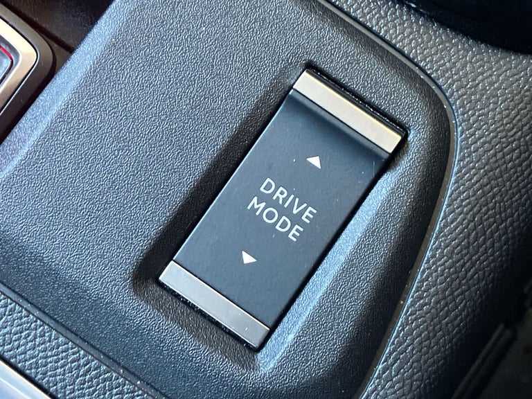 2024 Vauxhall Corsa 100kW Design 50kWh 5dr Auto Hatchback Electric Automatic