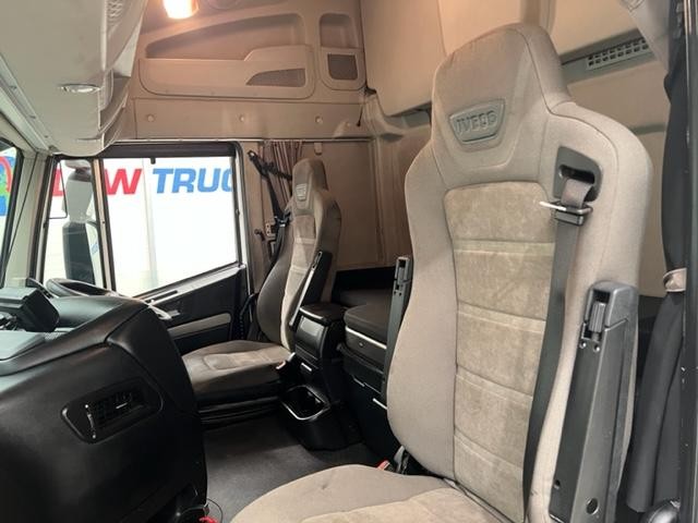 Iveco Stralis Hi-Way 460 6x2 Midlift Tractor Unit 