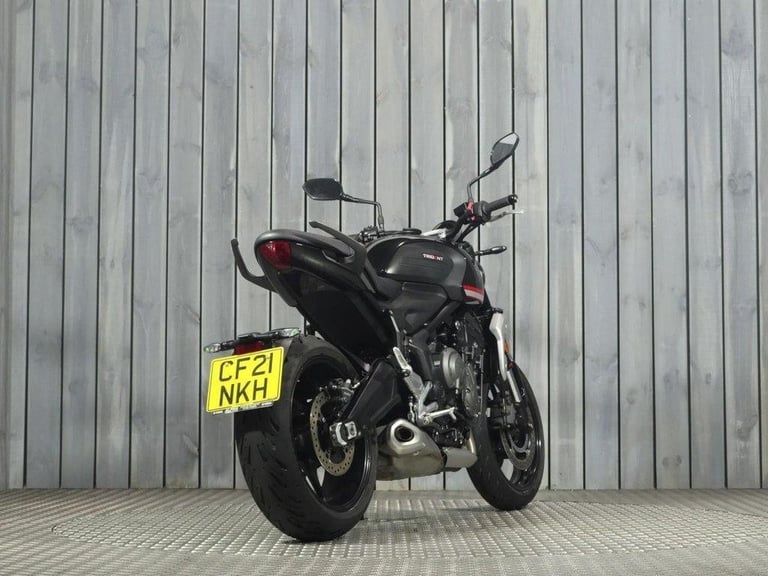 2021 21 TRIUMPH TRIDENT 660