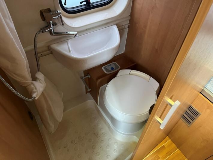 2010 Chausson Twist 2 Used Motorhome