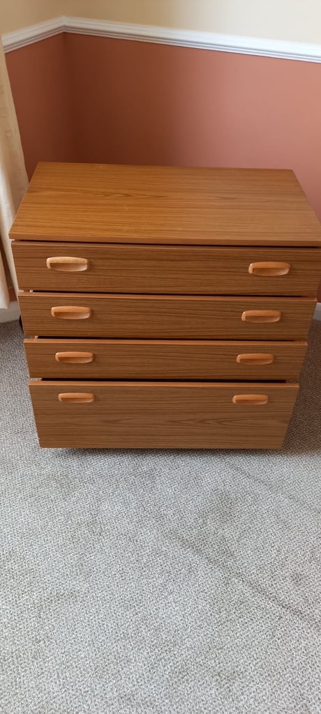 Schreiber Chest of Drawers