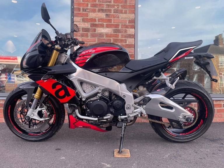 Aprilia Tuono rr 1100