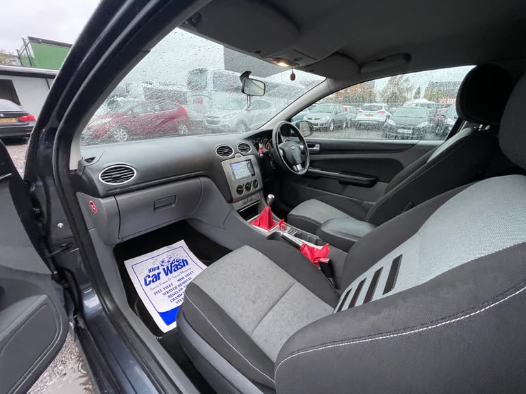 * 2011 FORD FOCUS ZETEC S 1.8L 3 DOOR + LONG MOT + ALLOYS + FOG LIGHTS * 