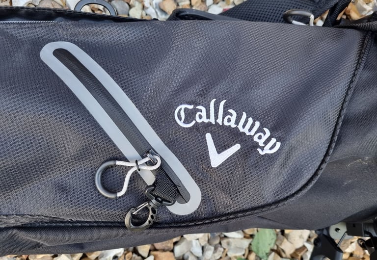 CALLAWAY stand-bag - Hyper-Lite model - used 3x - cost £129 - NEW condition - BARGAIN