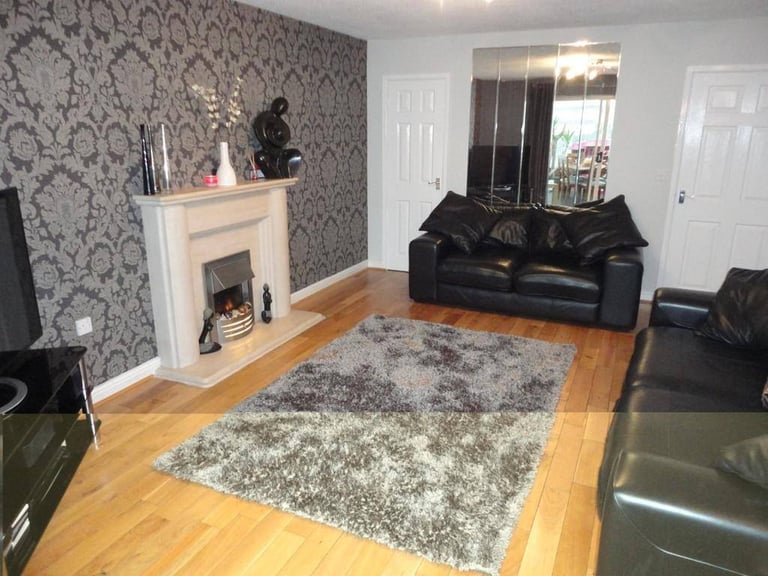 M9 Blackley Wallbrook Drive Spare room to rent 