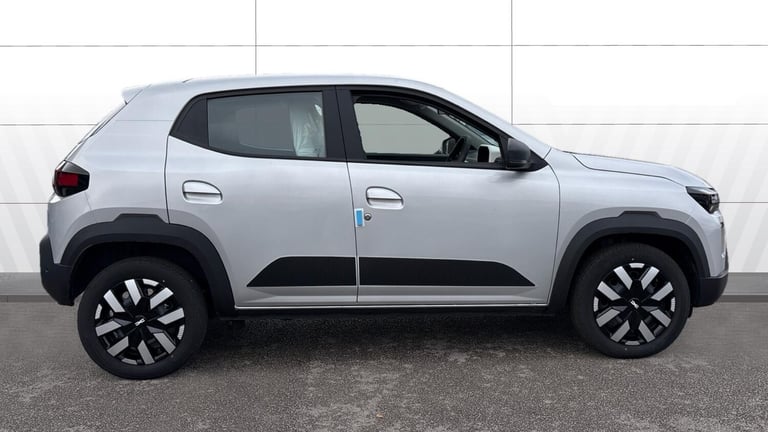 2025 Dacia Spring 27kWh Expression 65 48kW 5dr Auto Electric Hatchback Hatchback Electric Automatic