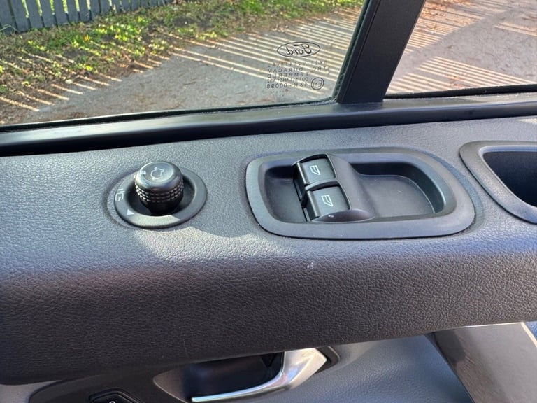 Ford Transit Custom 2.0 TDCi 170ps**SPORT VAN!**+HUGE Diesel