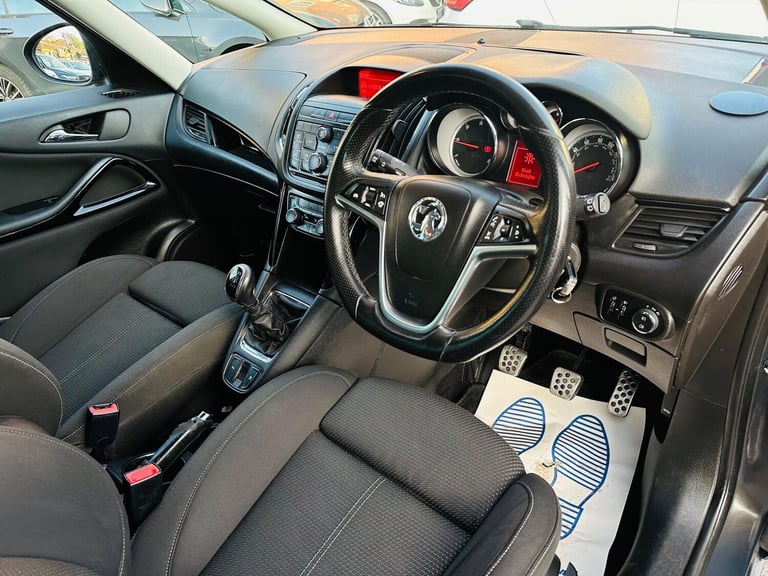 2014 Vauxhall Zafira Tourer 2.0 CDTi SRi Euro 5 5dr MPV Diesel Manual