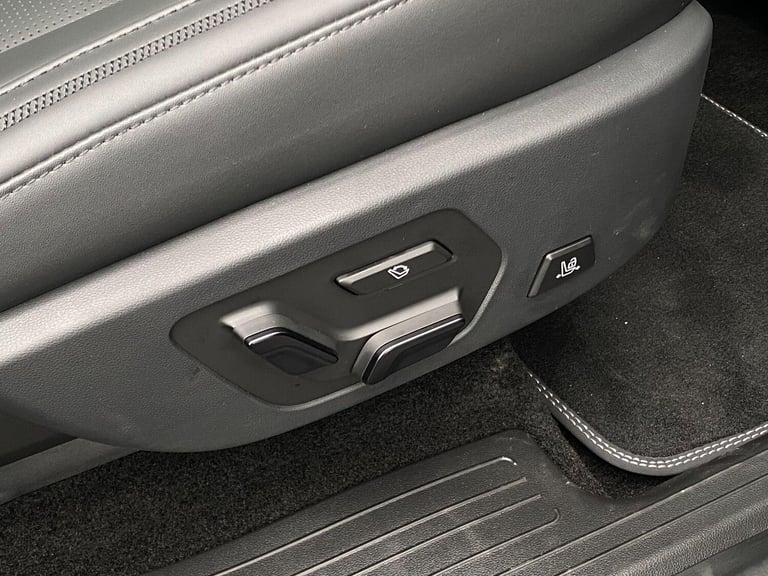  Hyundai Santa Fe 1.6 h T-GDi Calligraphy Auto 4WD Euro 6 (s/s) 5dr (6Seat) Petrol/Electric Hybri...