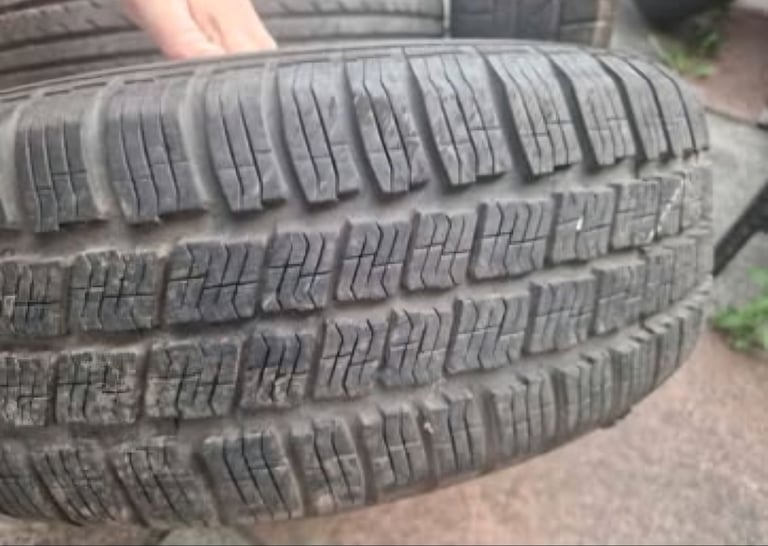 VW Golf alloy wheels