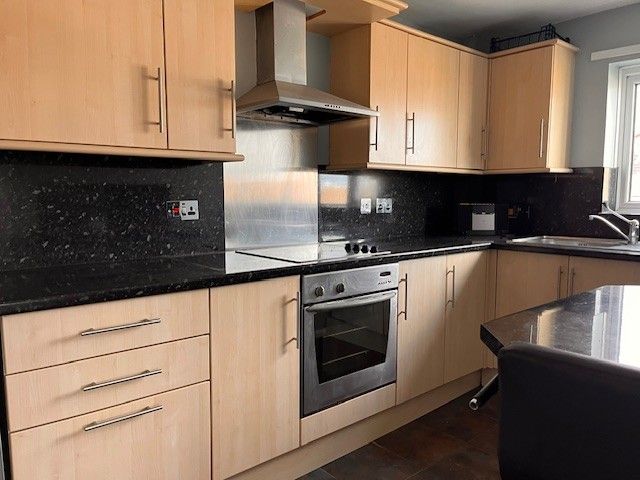 Beautifully Furnished 2 bedroom flat, close to transport links and Roker & Seaburn beaches