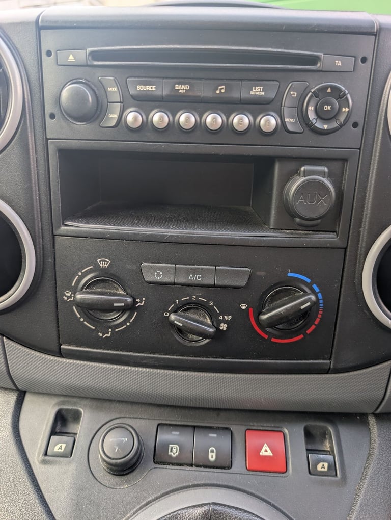 Citroen, BERLINGO, Panel Van, 2015, Manual, 1560 (cc)