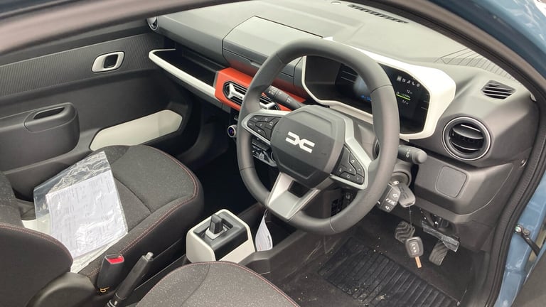 2025 Dacia Spring 27kWh Expression 65 48kW 5dr Auto Electric Hatchback Hatchback Electric Automatic