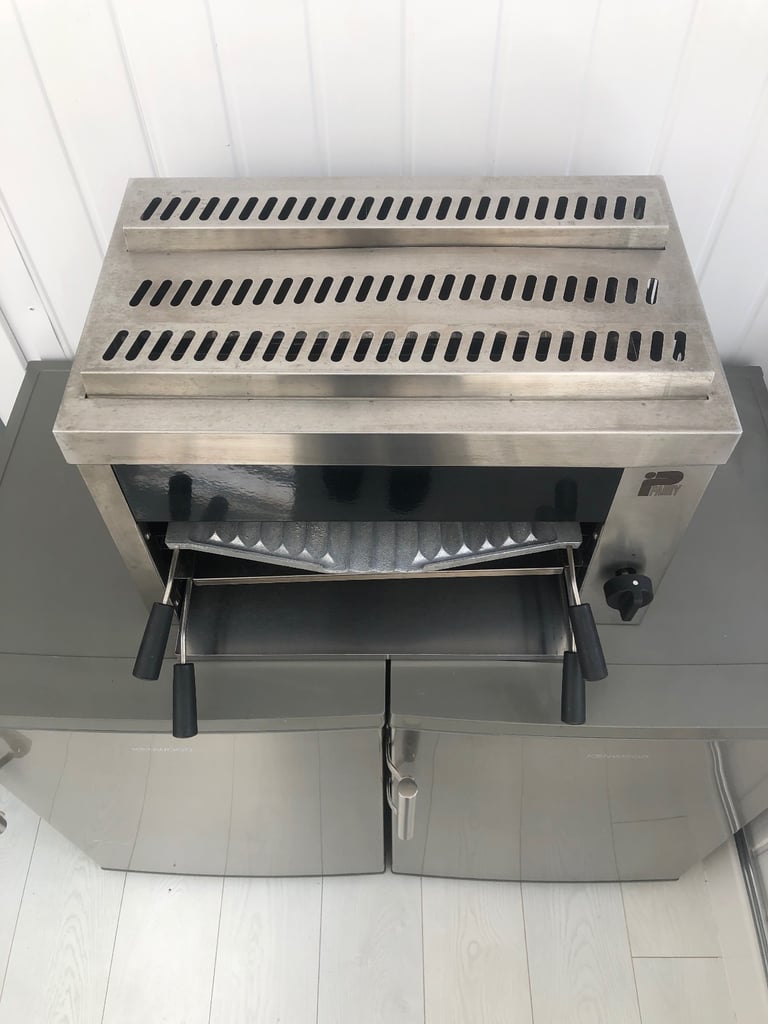 Parry LPG salamander grill. Pizza oven. Grill. Panini machine. 