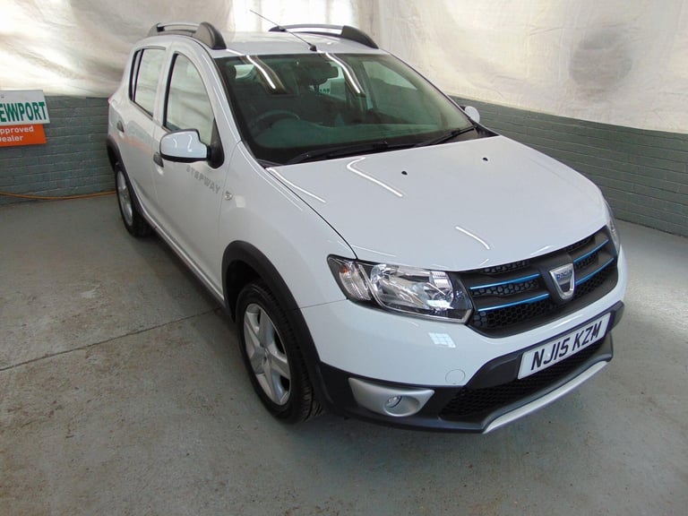 2015 Dacia Sandero Stepway 0.9 TCe Laureate Euro 5 5dr HATCHBACK Petrol Manual