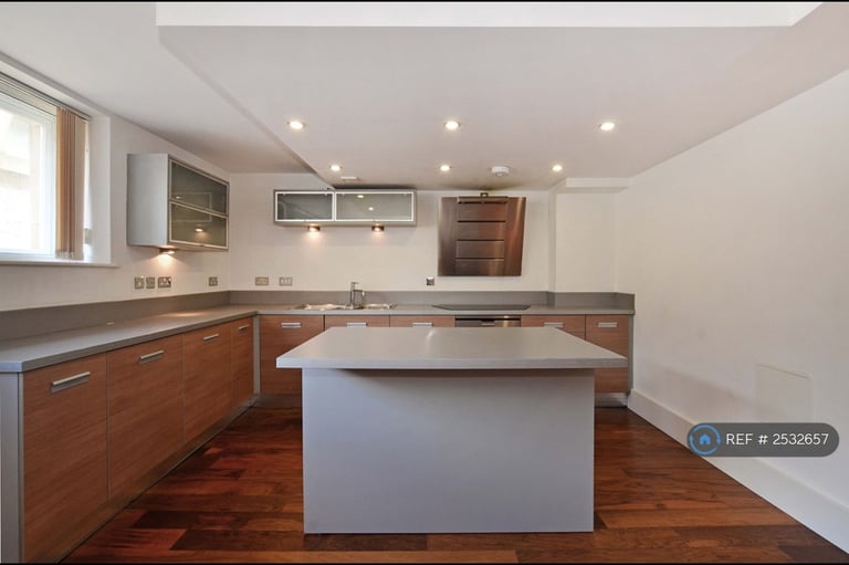 image for 2 bedroom flat in Holly Street, Sheffield, S1 (2 bed) (#2532657)