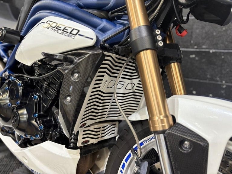 2014 64 TRIUMPH SPEED TRIPLE 1050 ABS FINANCE SPECIALISTS APPLY NOW