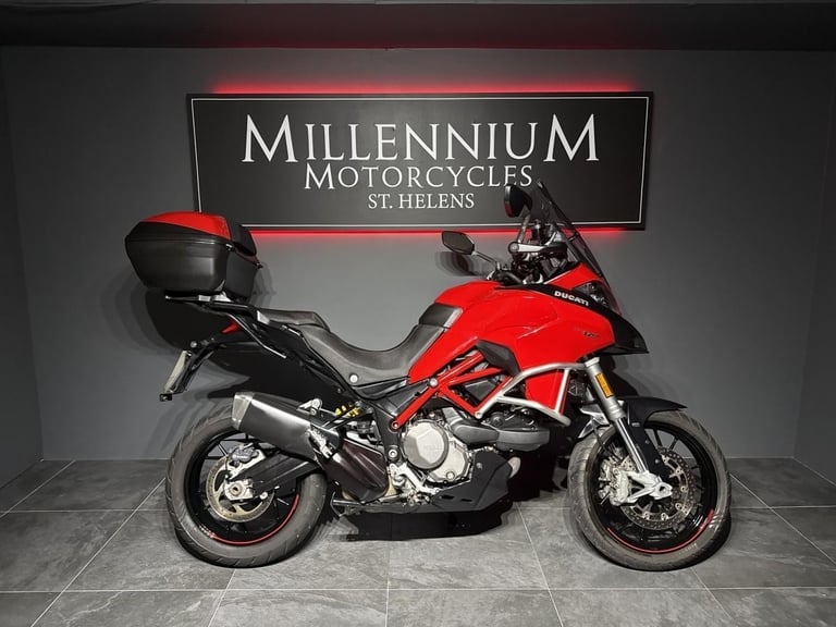 2021 DUCATI MULTISTRADA 950 S ADVENTURE BIKE FITTED WITH TOP BOX