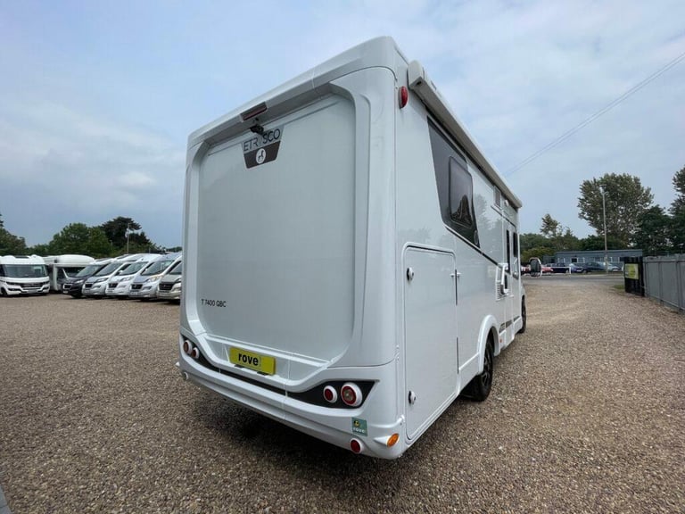 Estrusco T7400 QBC 4 berth 4 Belt Motorhome Rear garage 