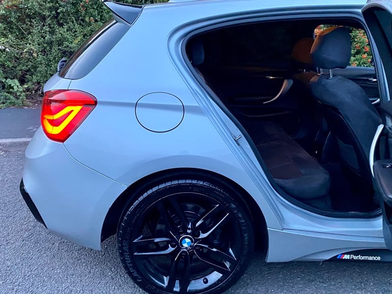 2016 BMW 1 Series 116d M Sport 5dr [Nav] HATCHBACK Diesel Manual