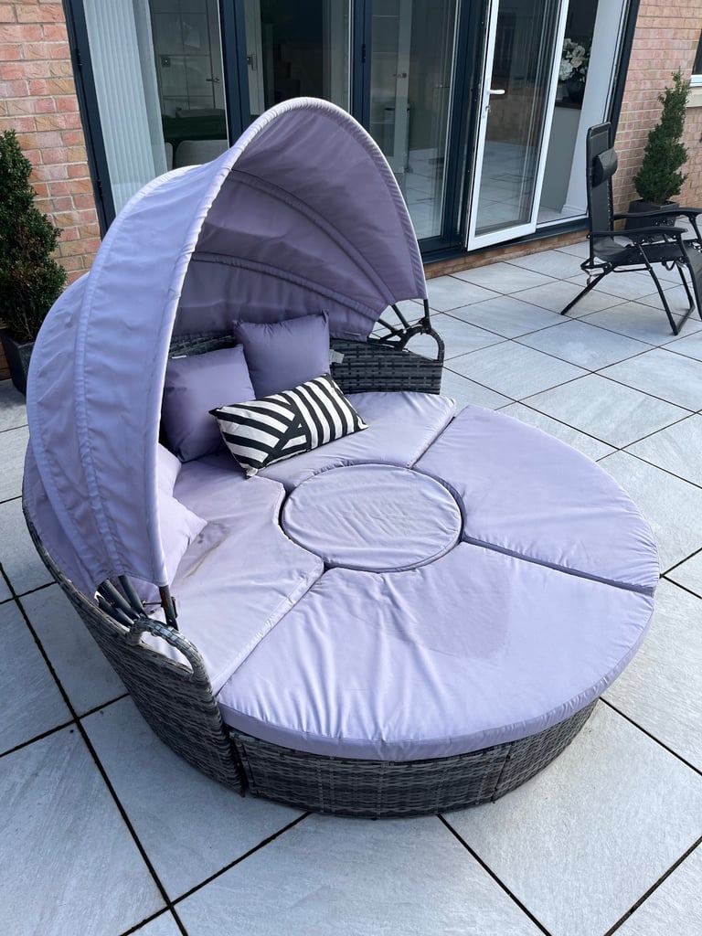 image for Garden day bed plus brand new spares