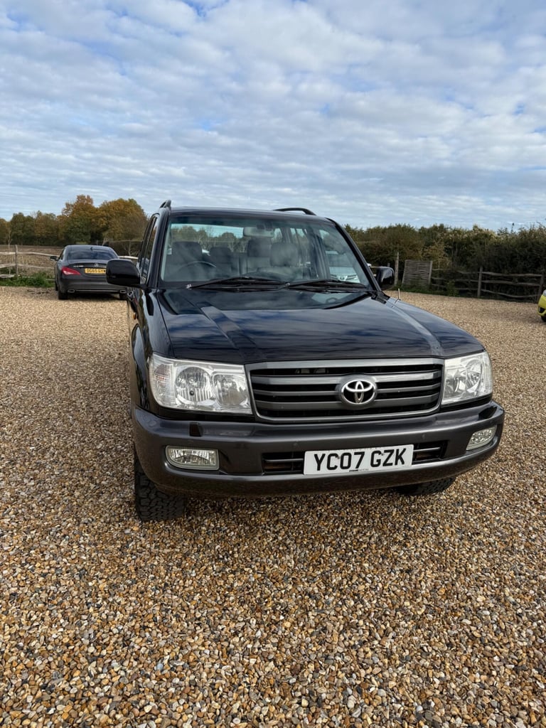  Toyota Land Cruiser Amazon 4.2 TD SUV 5dr Diesel Automatic (282 g/km, 201 bhp) Diesel Automatic