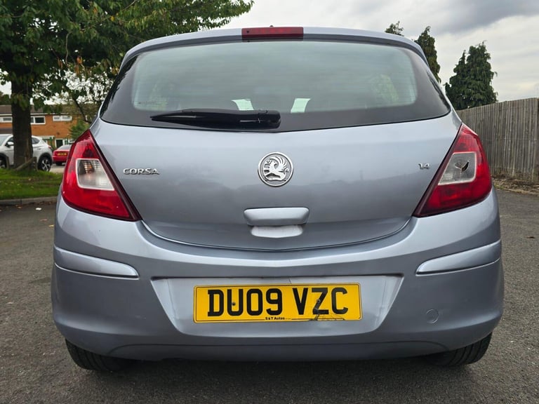 2009 Vauxhall Corsa 1.4i 16V Design 5dr Auto HATCHBACK PETROL Automatic