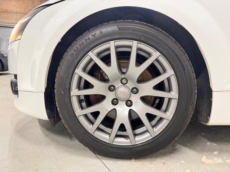 AUDI TT 1.8 TFSI White Manual Petrol 2010