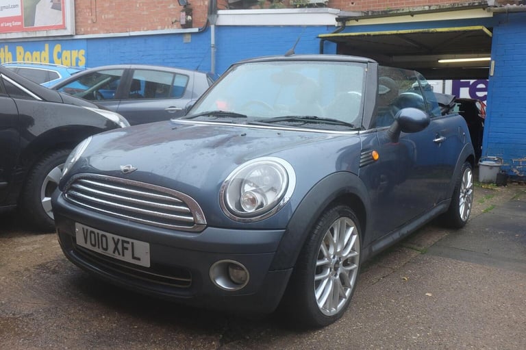 MINI CONVERTIBLE 1.6 Cooper Euro 5 2dr 2010