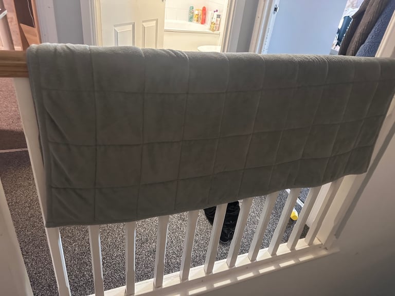 image for Oodie weighted blanket