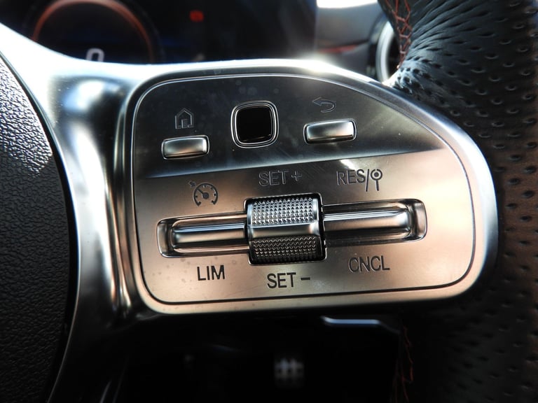 2021 Mercedes-Benz A-Class 1.3 A180 AMG Line (Executive) Hatchback 5dr Petrol 7G-DCT Euro 6 (s/s)...