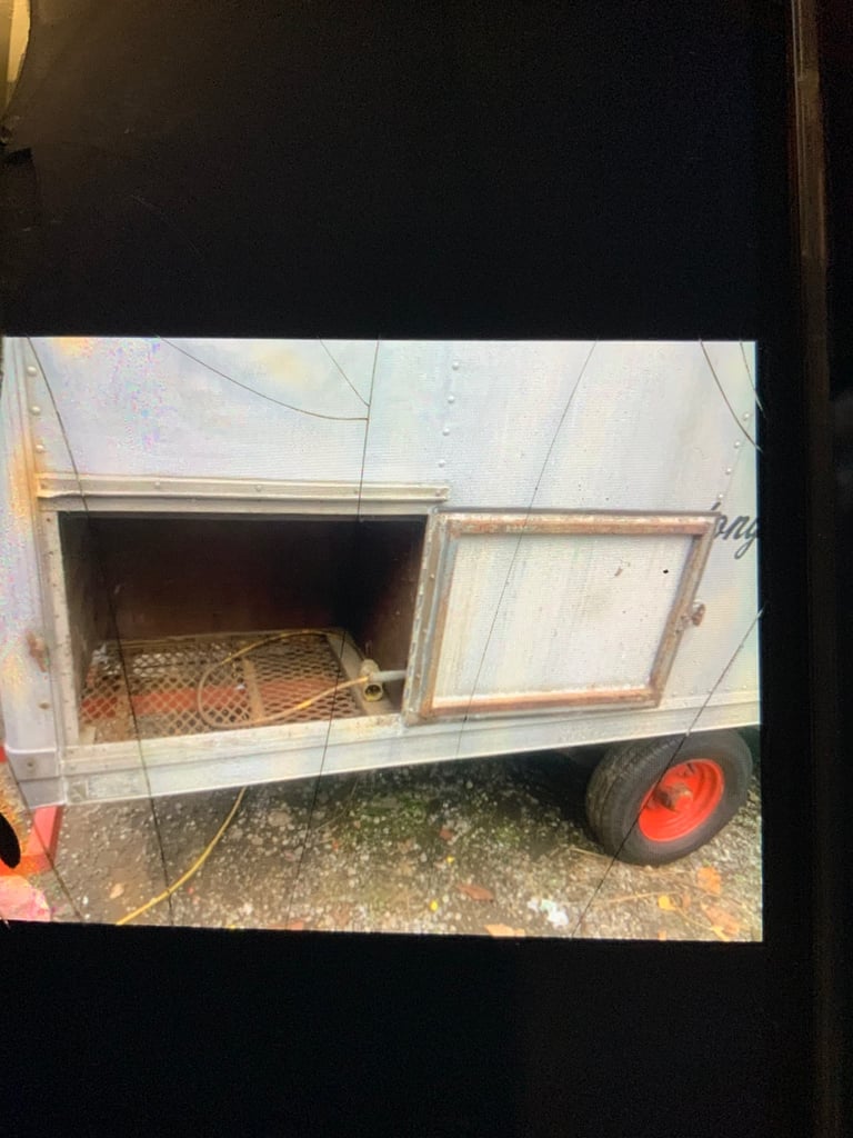 Box trailer 