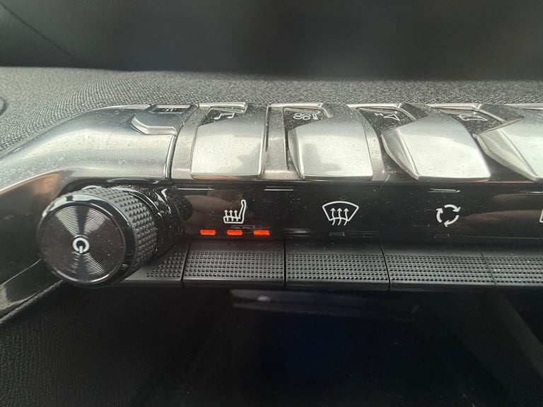 2019 68 PEUGEOT 3008 1.5 GT LINE PREMIUM 1.5 BLUE HDI AUTOMATIC 130BHP EURO 6