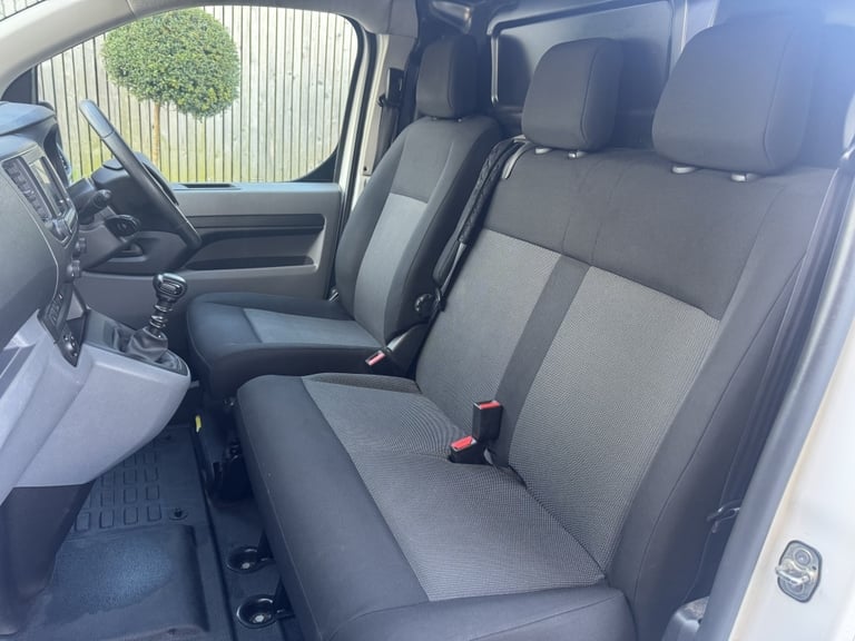 2022 Vauxhall Vivaro 1.5 L1H1 F2700 DYNAMIC S/S Manual Panel Van Diesel Manual