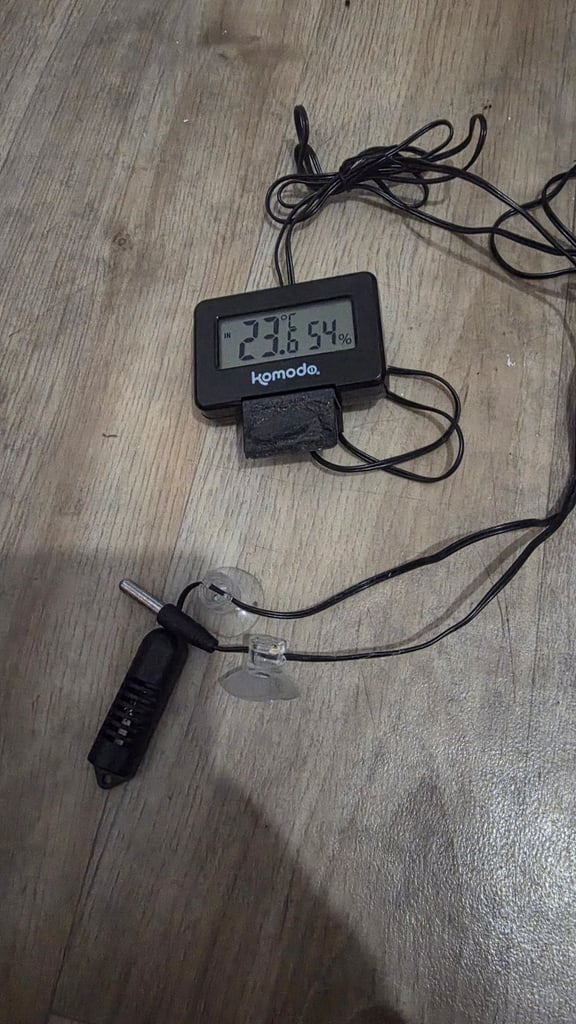 Komodo Advanced Combined Digital Thermometer and Hygrometer,Black x2