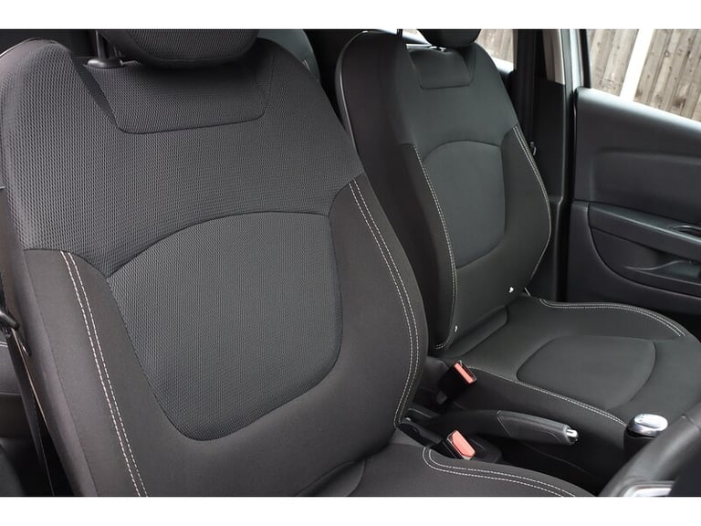 2018 Renault Captur TCe ENERGY Play SUV Petrol Manual