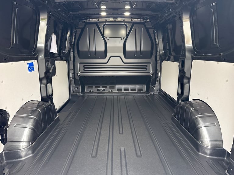  Volkswagen Transporter Panel Van 2.0 Tdi T28 Commerce Pro Panel Van 5dr Diesel
