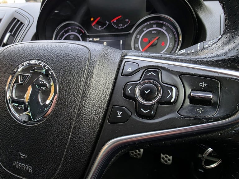 2015 Vauxhall Insignia 1.6 CDTi SRi Nav Euro 6 (s/s) 5dr HATCHBACK Diesel Manual