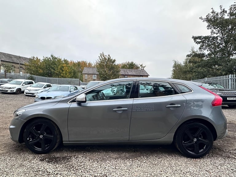 2015 Volvo V40 1.6 D2 R-Design Euro 5 (s/s) 5dr HATCHBACK Diesel Manual