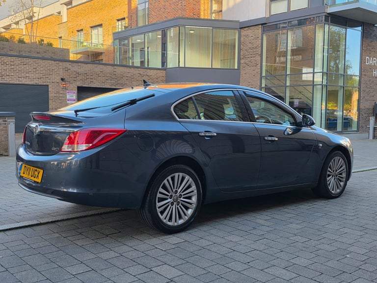 Vauxhall, INSIGNIA, Hatchback, 2011, Other, 1956 (cc), 5 doors