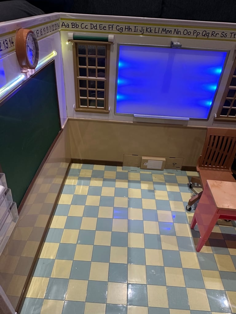 Our Generation School and Dolls 