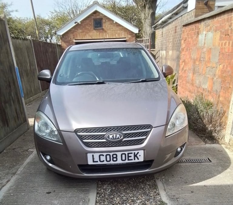 Kia, CEED, Hatchback, 2008, Manual, 1582 (cc), 5 doors